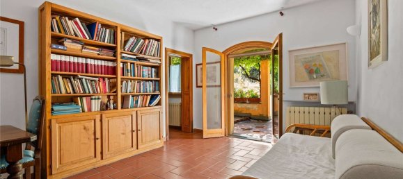 10 bedrooms Castles in Palaia, Italy No. 303624 18