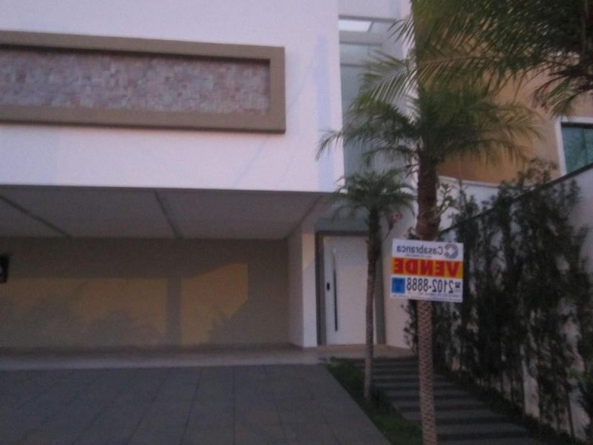 4 bedrooms House in Sao Paulo, Brazil No. 435318