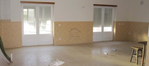 4 bedrooms Villa in Caldas da Rainha, Portugal No. 140552 3