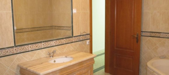 4 bedrooms Villa in Caldas da Rainha, Portugal No. 140552 12