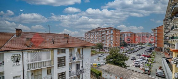 7 rooms Apartment in Borgaro Torinese, Italy No. 14691 18