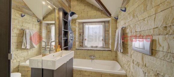 7 rooms Apartment in Borgaro Torinese, Italy No. 14691 20