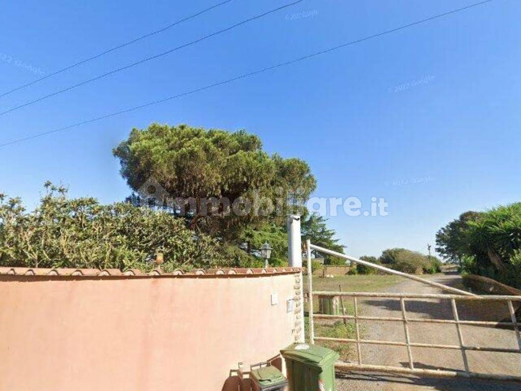 3 bedrooms Villa in Rome, Italy No. 9384