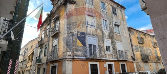 272m² Building in Setubal, Portugal No. 54460 4