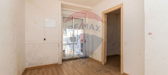 272m² Building in Setubal, Portugal No. 54460 9