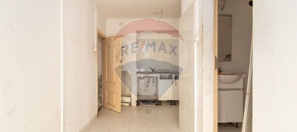 272m² Building in Setubal, Portugal No. 54460 13