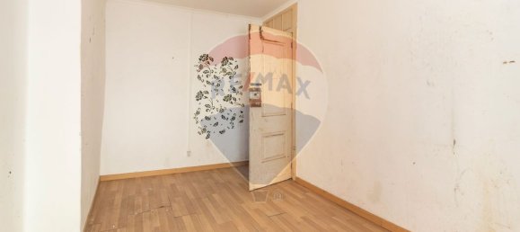 272m² Building in Setubal, Portugal No. 54460 10