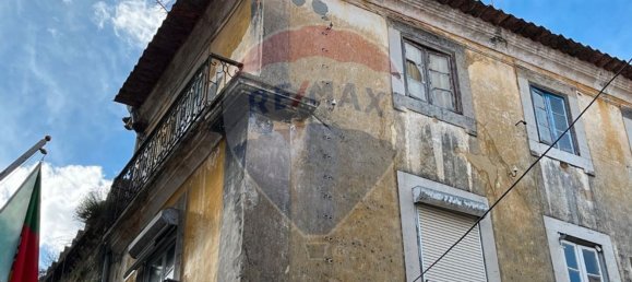 272m² Building in Setubal, Portugal No. 54460 3