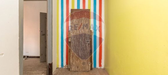 272m² Building in Setubal, Portugal No. 54460 21