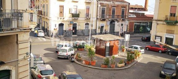 2 Schlafzimmer Wohnung in Catania, Italy, Nr. 220739 2