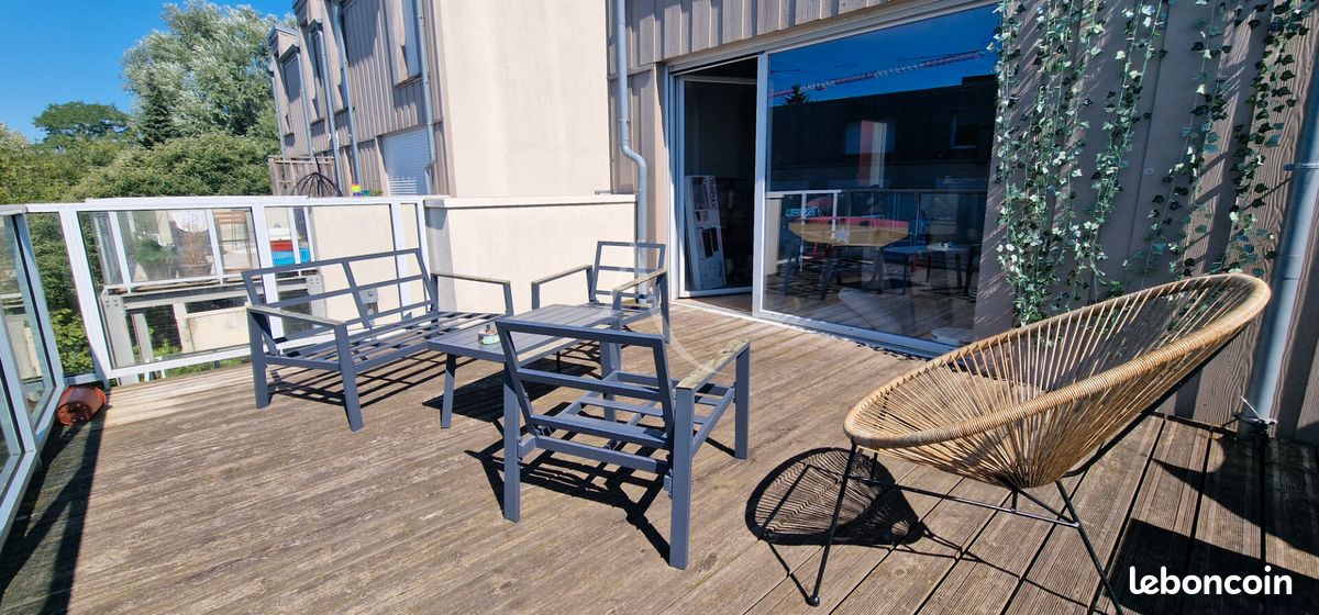 Dúplex de 2 dormitorios en Croix, France No. 216255