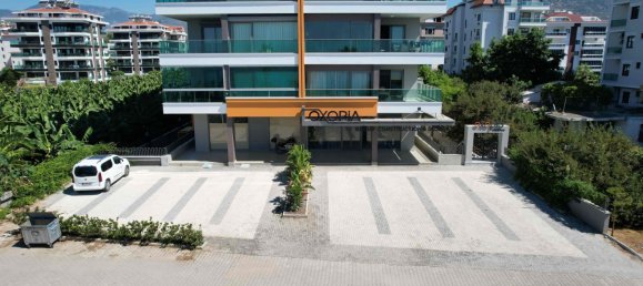 303m² Commercial property in Alanya, Turkey No. 22522 2