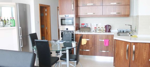 2 Schlafzimmer Penthouse in Saint Paul's Bay, Malta, Nr. 8749 11