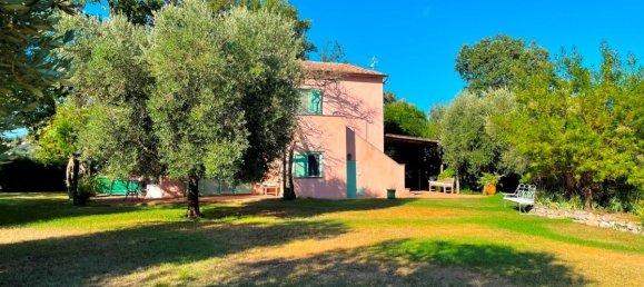 5 bedrooms House in Manciano, Italy No. 291157 4