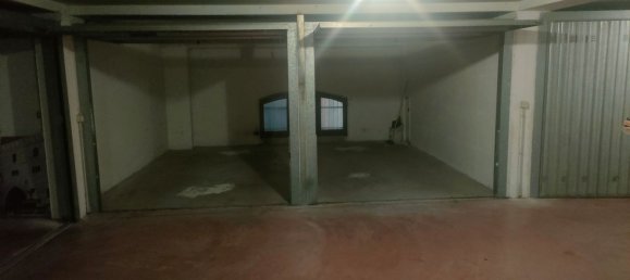 Garage à Fabriano, Italy 20m² No. 279399 3