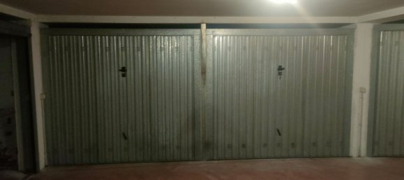 Garage à Fabriano, Italy 20m² No. 279399 2