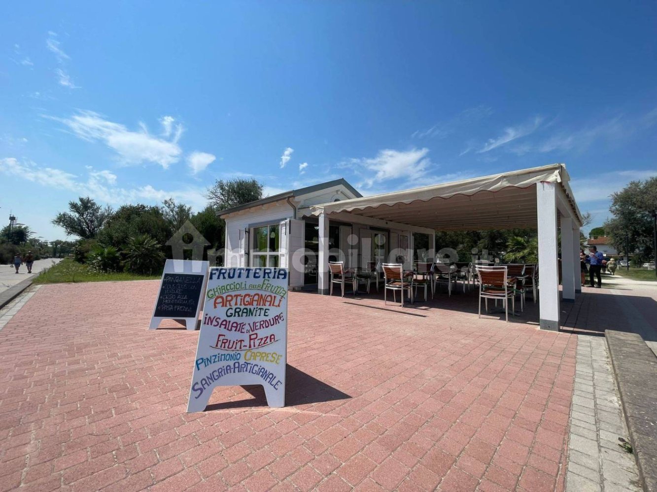 1-Zimmer Gewerbliche Immobilie in Ravenna, Italy, Nr. 389294