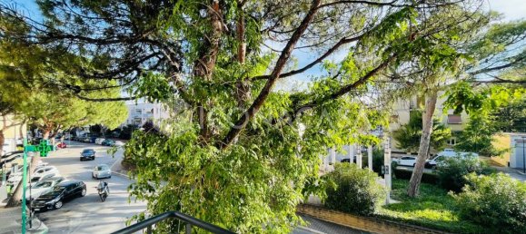 5 rooms Apartment in Pescara, Italy No. 28342 10