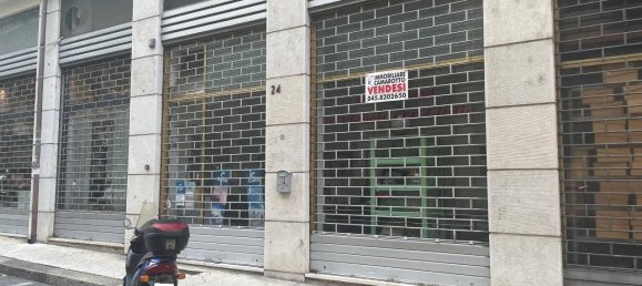 1 room Commercial property in Verona, Italy No. 176981 4