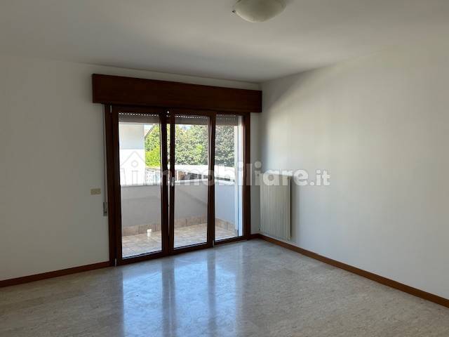 Apartamento T2 em Loria, Italy N.º 275202