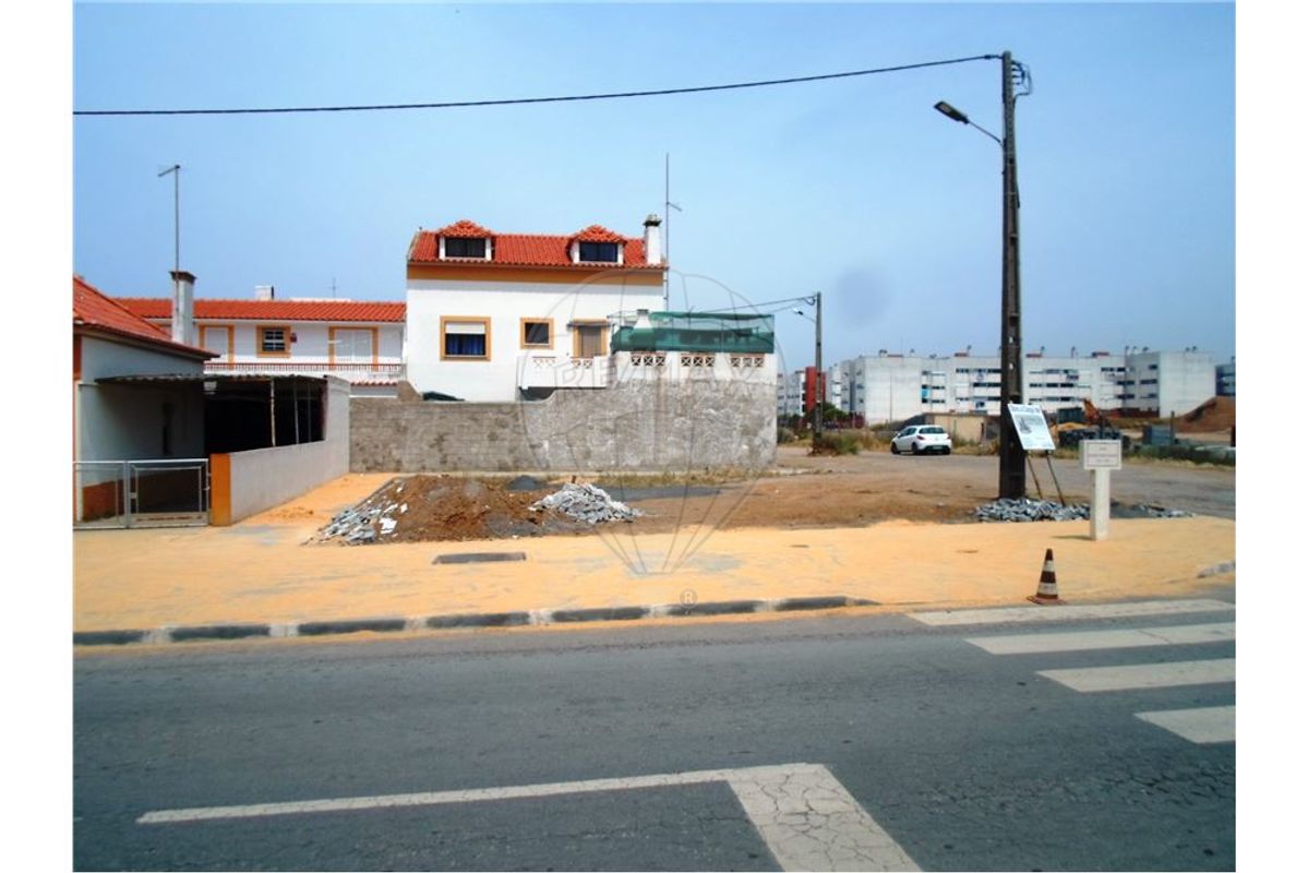 Terreno en Sines, Portugal 110 m² No. 53268