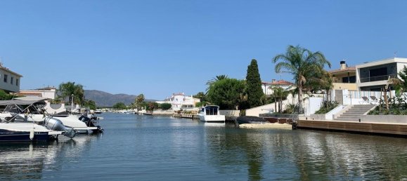 Casa de 2 dormitorios en Empuriabrava, Spain No. 146240 6