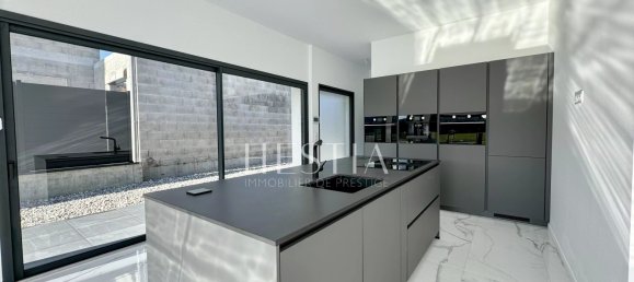 3 غرف نوم منزل في Peyrieu, France رقم 269271 21