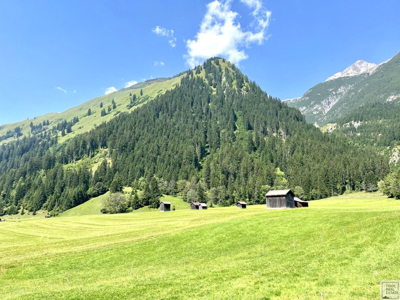  قطعة أرض في Tyrol, Austria رقم 226517