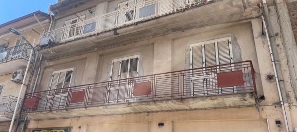 Edifício em Alcara Li Fusi, Italy 650 m² N.º 358121 3