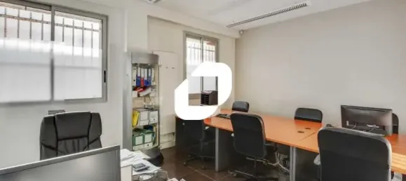 88m² Office in Issy-les-Moulineaux, France No. 302383 3