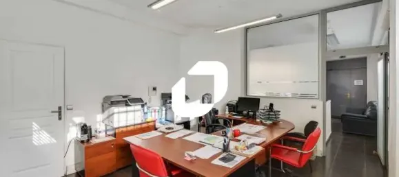 88m² Office in Issy-les-Moulineaux, France No. 302383 4