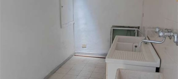 Casa de 10 habitaciónes en Ragusa, Italy No. 74759 9