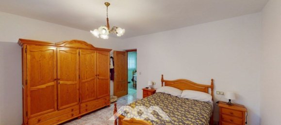 274m² Commercial property in Alcaucin, Spain No. 172173 37