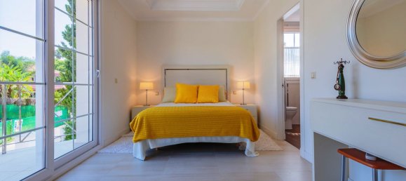 7 bedrooms Villa in Marbella Golden Mile, Spain No. 2973 10