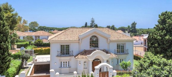 7 bedrooms Villa in Marbella Golden Mile, Spain No. 2973 2