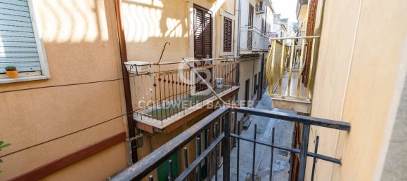 3 bedrooms House in Scicli, Italy No. 83778 18