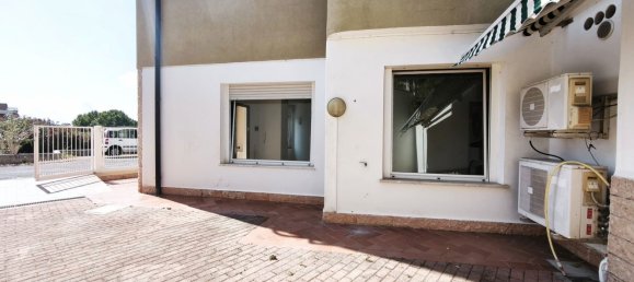 3-Zimmer Wohnung in Albenga, Italy, Nr. 261639 2