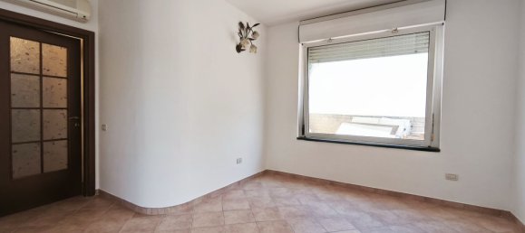 3-Zimmer Wohnung in Albenga, Italy, Nr. 261639 3