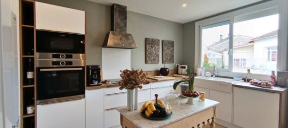 Casa de 3 dormitorios en Agen, France No. 312401 8