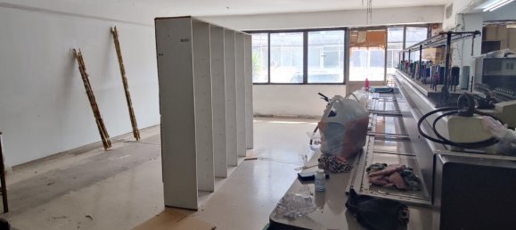 307m² Property in Thessaloniki, Greece No. 3142 2