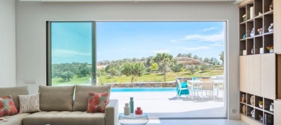 4 bedrooms Villa in Alicante, Spain No. 189255 2