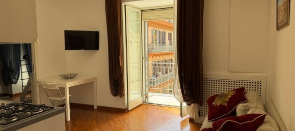 Apartamento de 4 dormitorios en Naples, Italy No. 314010 11