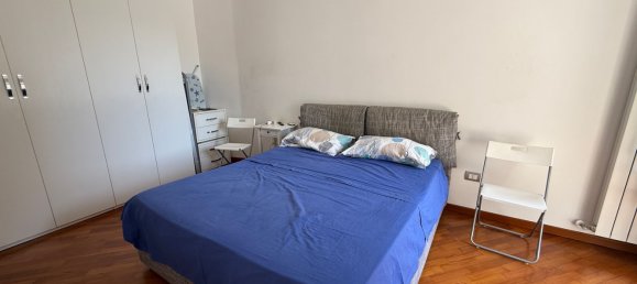 Apartamento de 4 dormitorios en Naples, Italy No. 314010 23