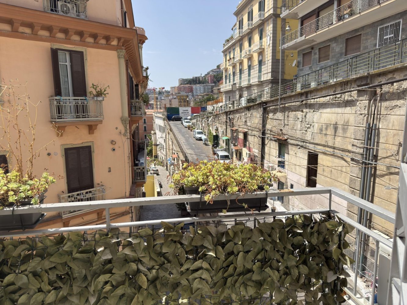 Apartamento de 4 dormitorios en Naples, Italy No. 314010