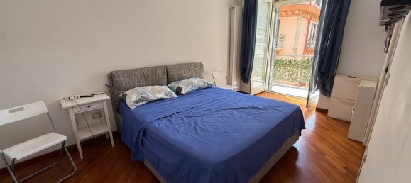 Apartamento de 4 dormitorios en Naples, Italy No. 314010 25