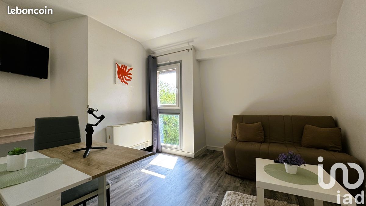 3 غرف نوم شقة في Sainte-Savine, France رقم 262058