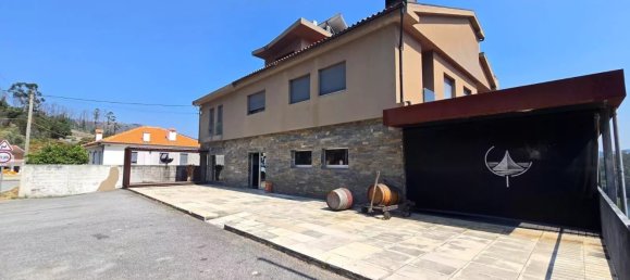 Gewerbliche Immobilie in Gondomar, Portugal 1153m², Nr. 309243 2