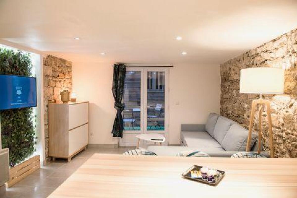 شقة 2 غرف نوم  في Cannes, France رقم 8575