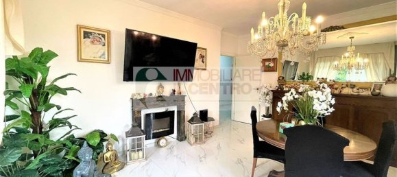 4-salle Appartement à Santo Stefano di Magra, Italy No. 265180 2