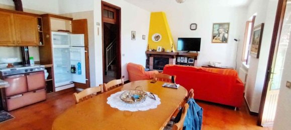3 rooms House in Villa Minozzo, Italy No. 176314 8